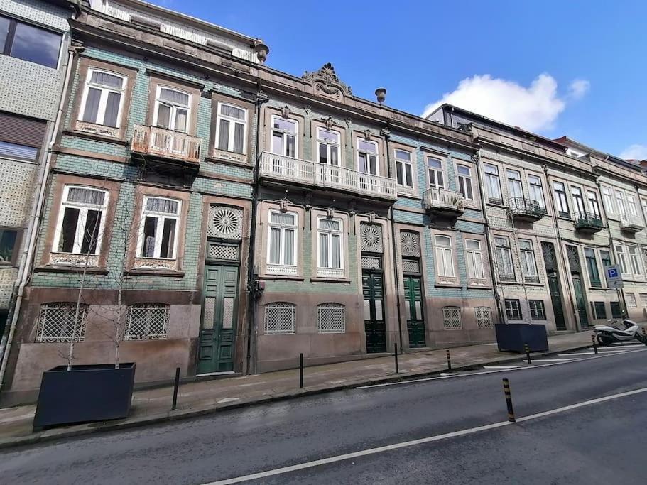 Апартаменты Alvares Cabral Apartamento C Порту Экстерьер фото